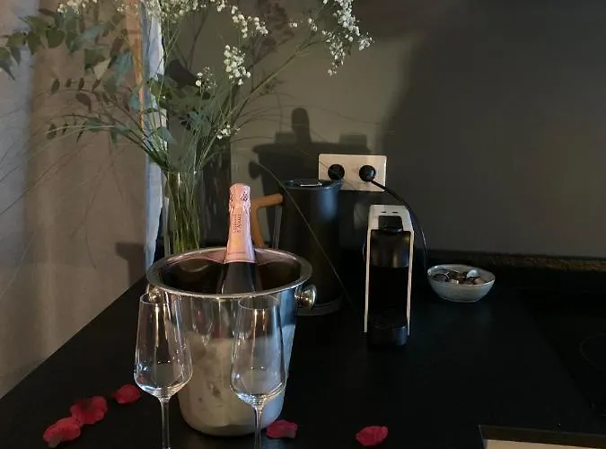 Le 7 * 维勒讷沃托洛扎讷